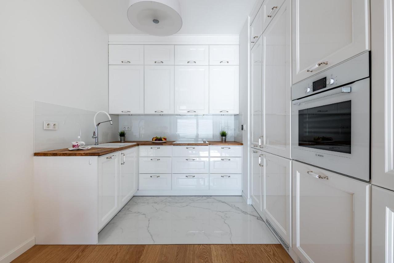 P&O Apartments Aleja Krakowska Varsovie Extérieur photo