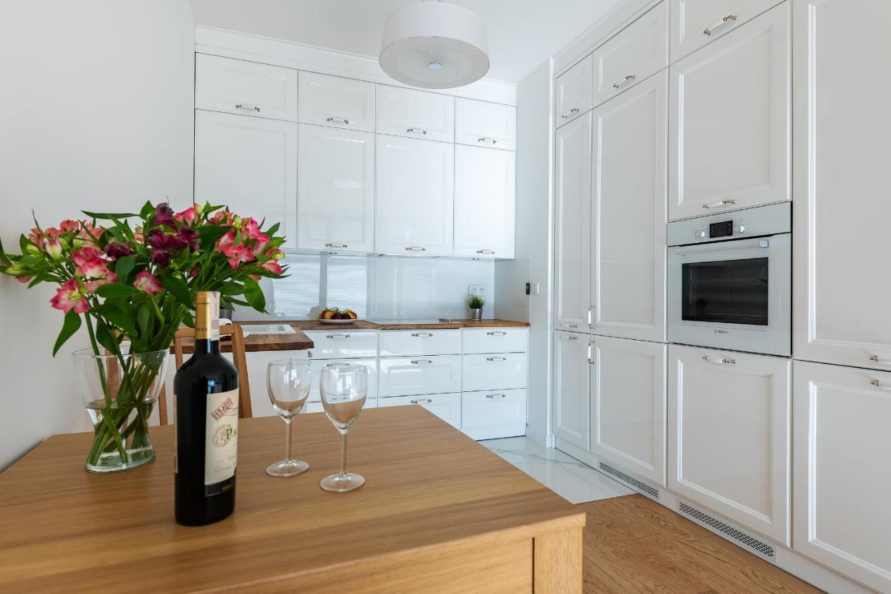 P&O Apartments Aleja Krakowska Varsovie Extérieur photo