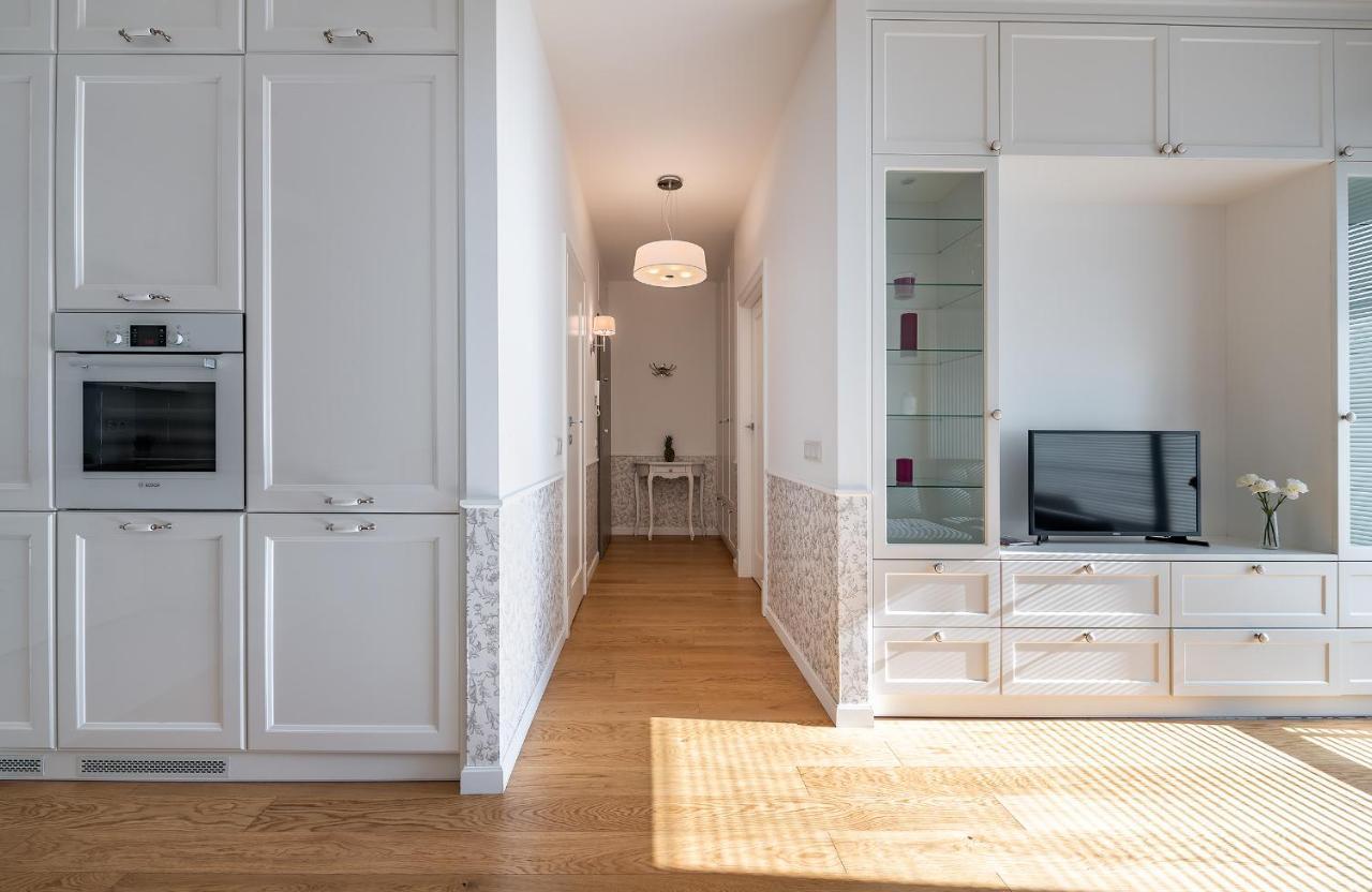 P&O Apartments Aleja Krakowska Varsovie Extérieur photo