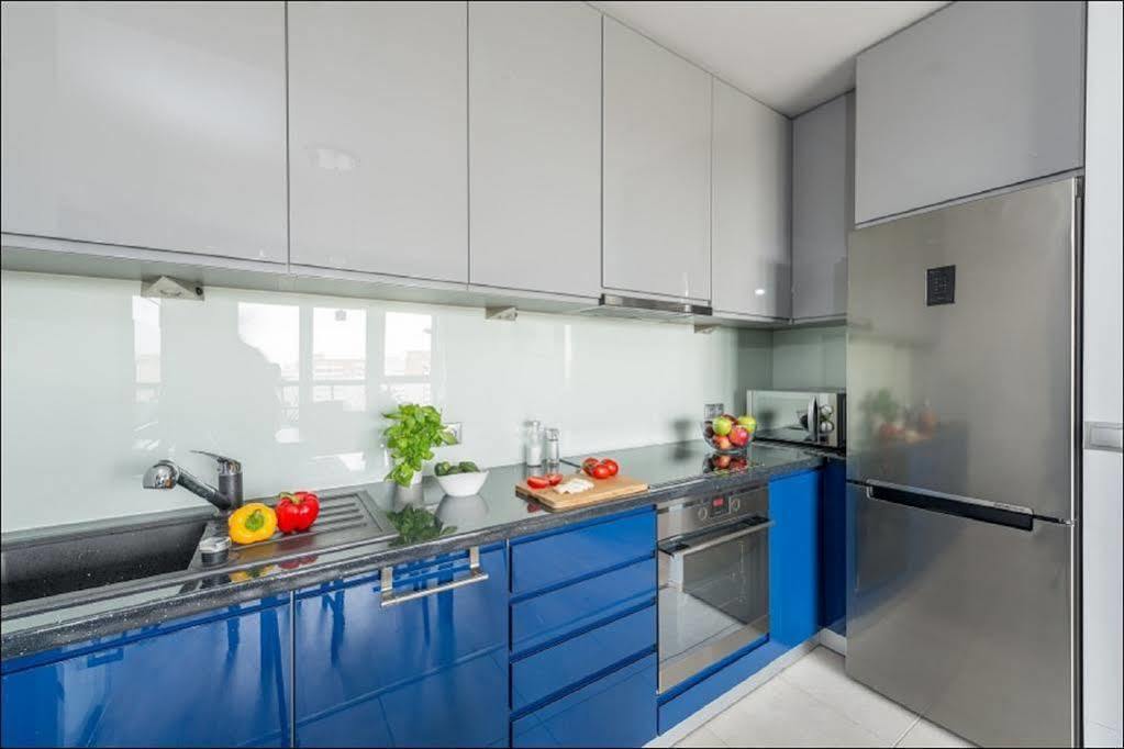 P&O Apartments Aleja Krakowska Varsovie Extérieur photo